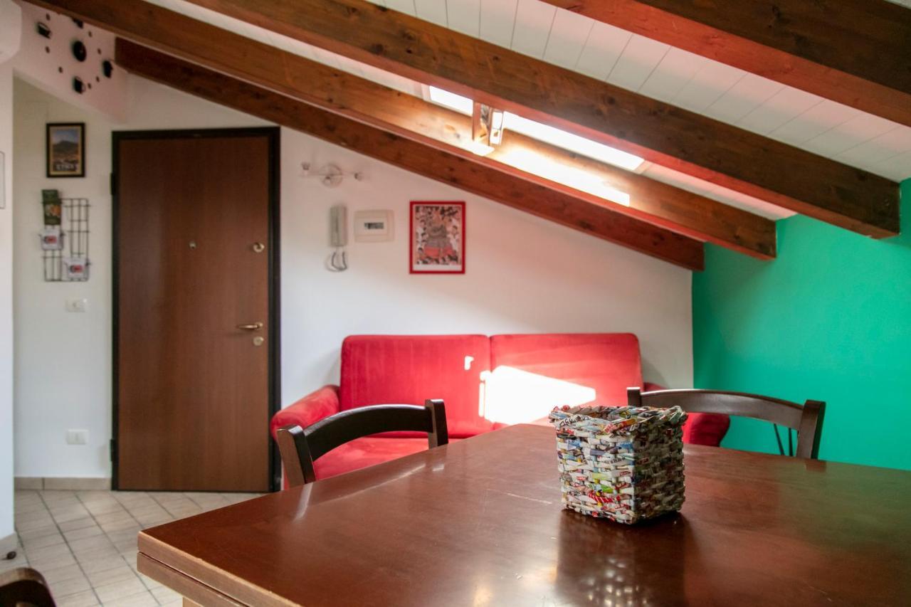 Monolocale Il Tindaro Apartment Catania Luaran gambar