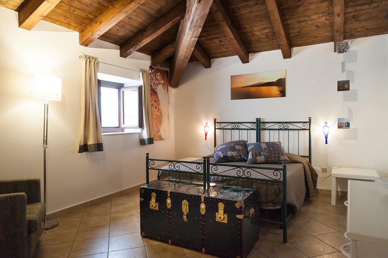 Monolocale Il Tindaro Apartment Catania Luaran gambar
